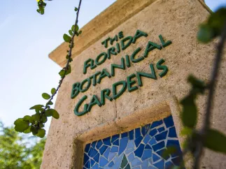 The sign for the Florida Botanical Gardens