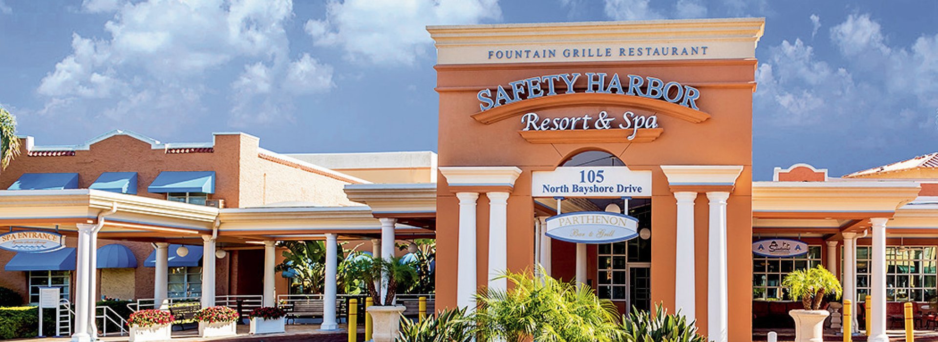 An exterior image of Safety Harbor Resort and Spa