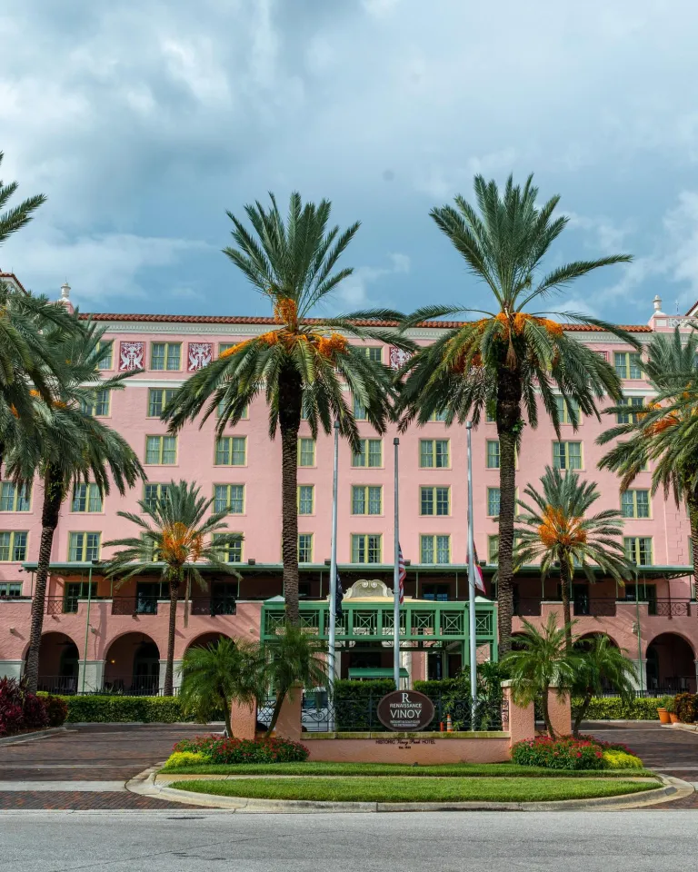 Exterior of the Vinoy
