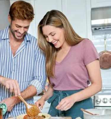 Publicity image from Hallmark Film, South Beach Love