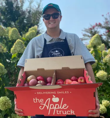 The Apple Truck Image