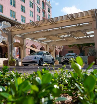 Vinoy entrance with green bushes in the foreground