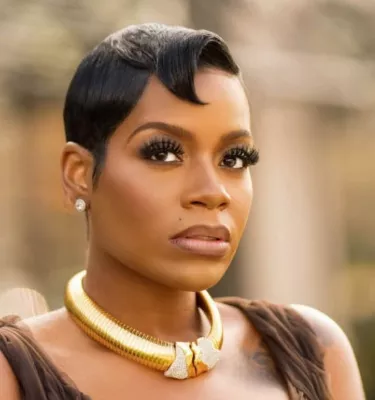 African-American female singer Fantasia headshot photo.