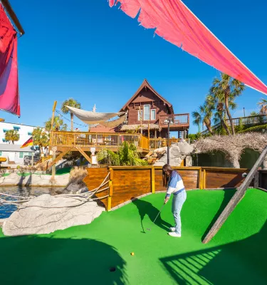 mini golf