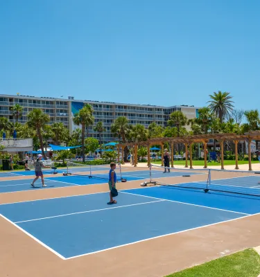 pickleball courts