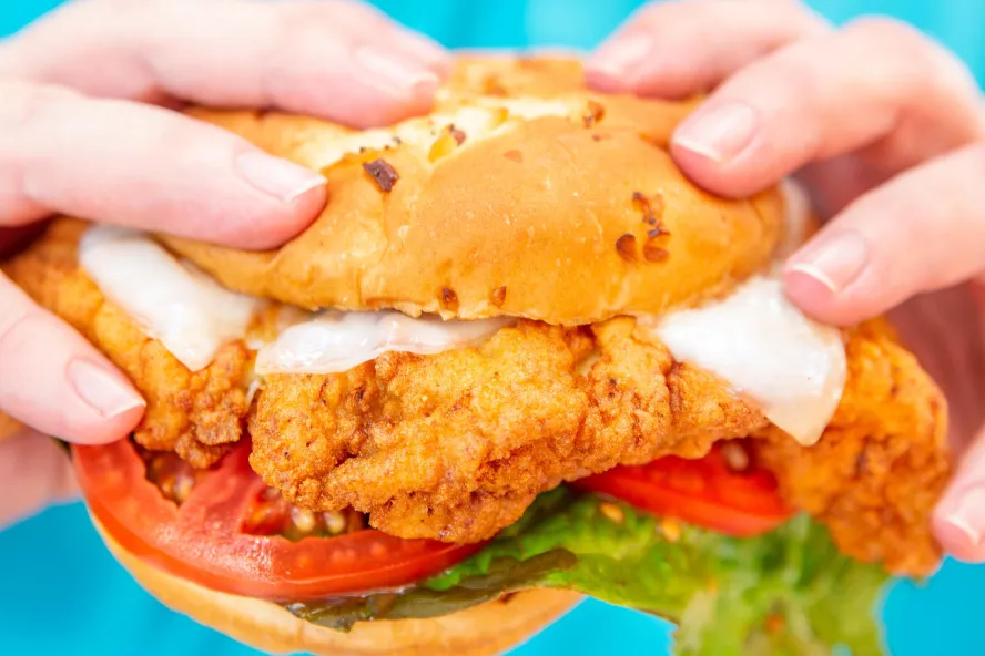 Um sanduíche de garoupa do French's Rockaway Grill em Clearwater Beach