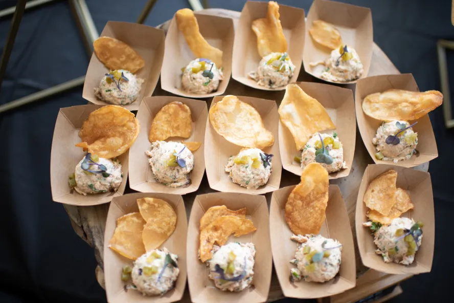 Close up on a tray of food