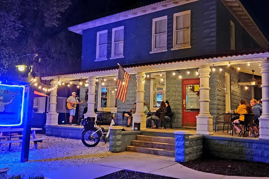 Exterior of Unrefined Brewing at night
