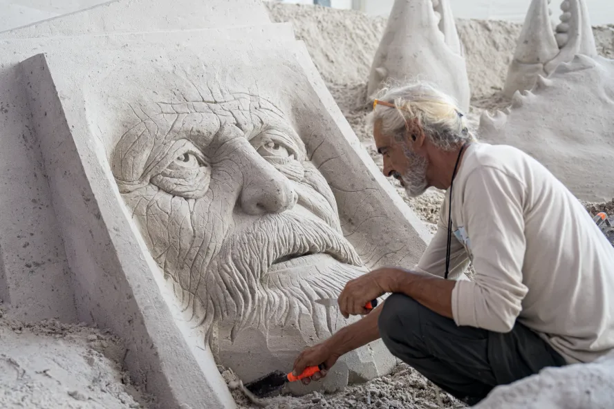 sand artist 