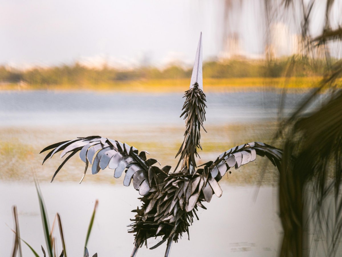 A sculpture of a pelican at Boyd Hill Nature Preserve