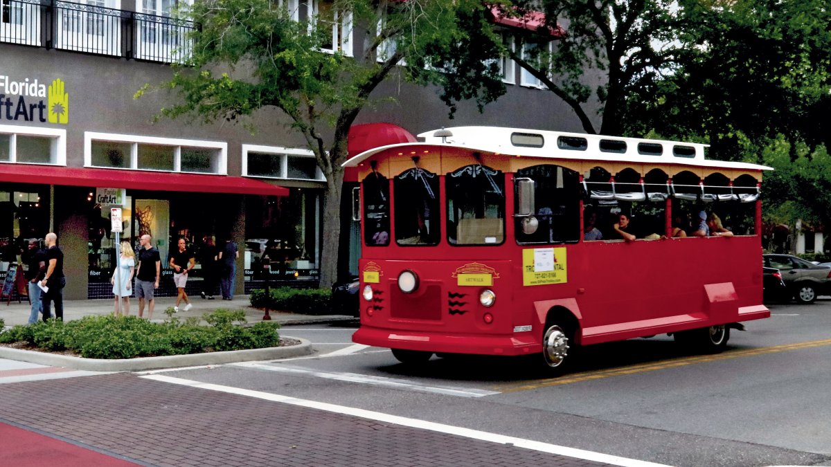 The Jolley Trolley stopped at an intersection