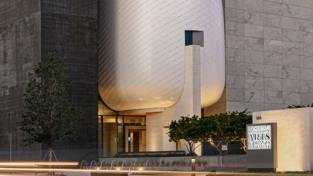 The entrance to the Museum of the American Arts & Crafts Movement.