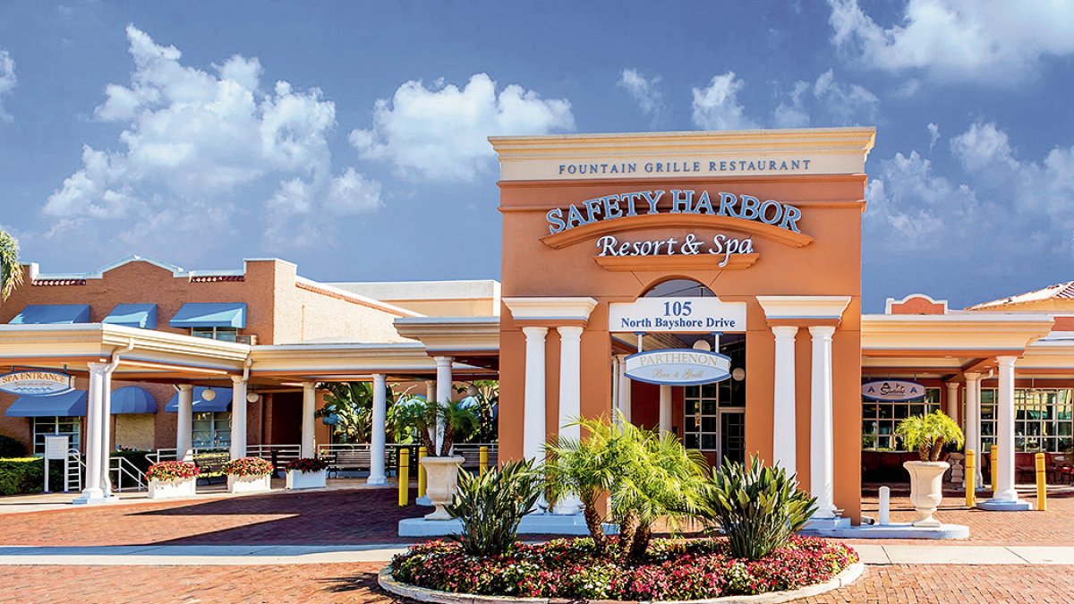 An exterior image of Safety Harbor Resort and Spa