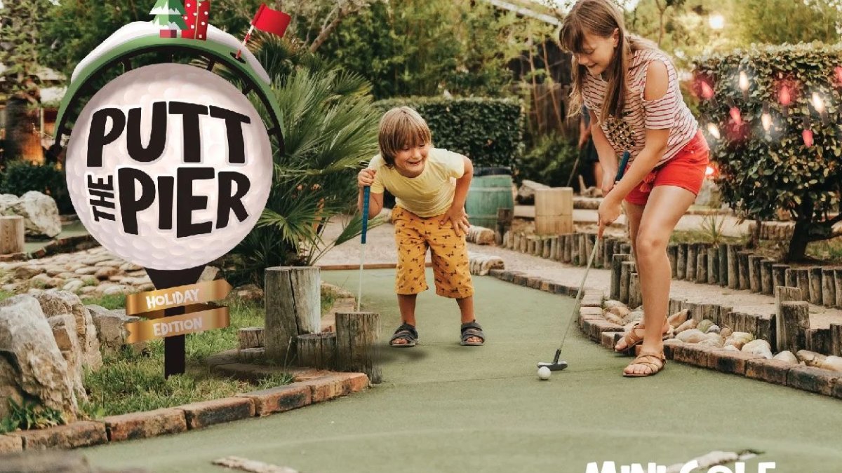Putt The Pier Holiday Edition Visit St Petersburg Clearwater Florida