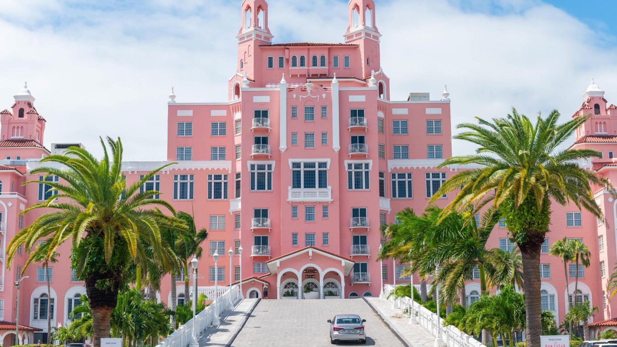 Front view of the Don Cesar on St. Pete Beach Florida