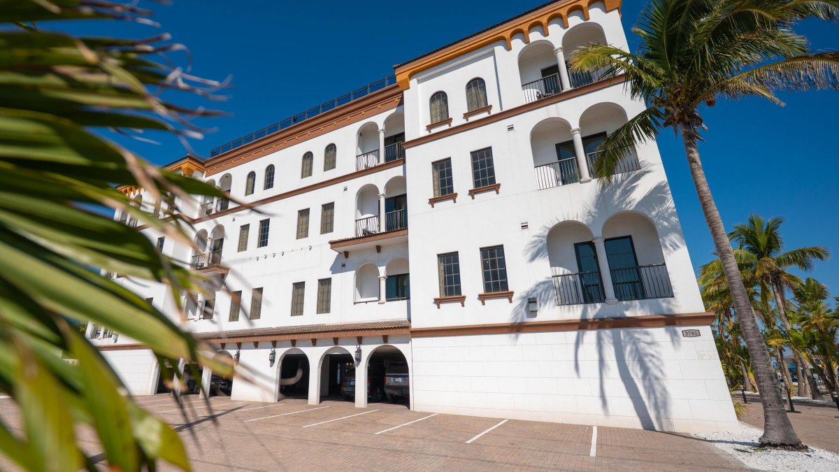 exterior view of hotel zamora's white walls and Mediterranean architechture.