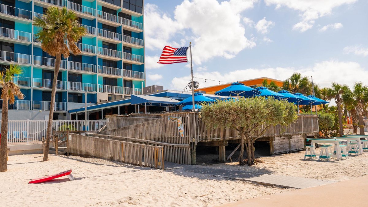 Sloppy Joe's on the Beach at the Bilmar Beach Resort in Treasure Island