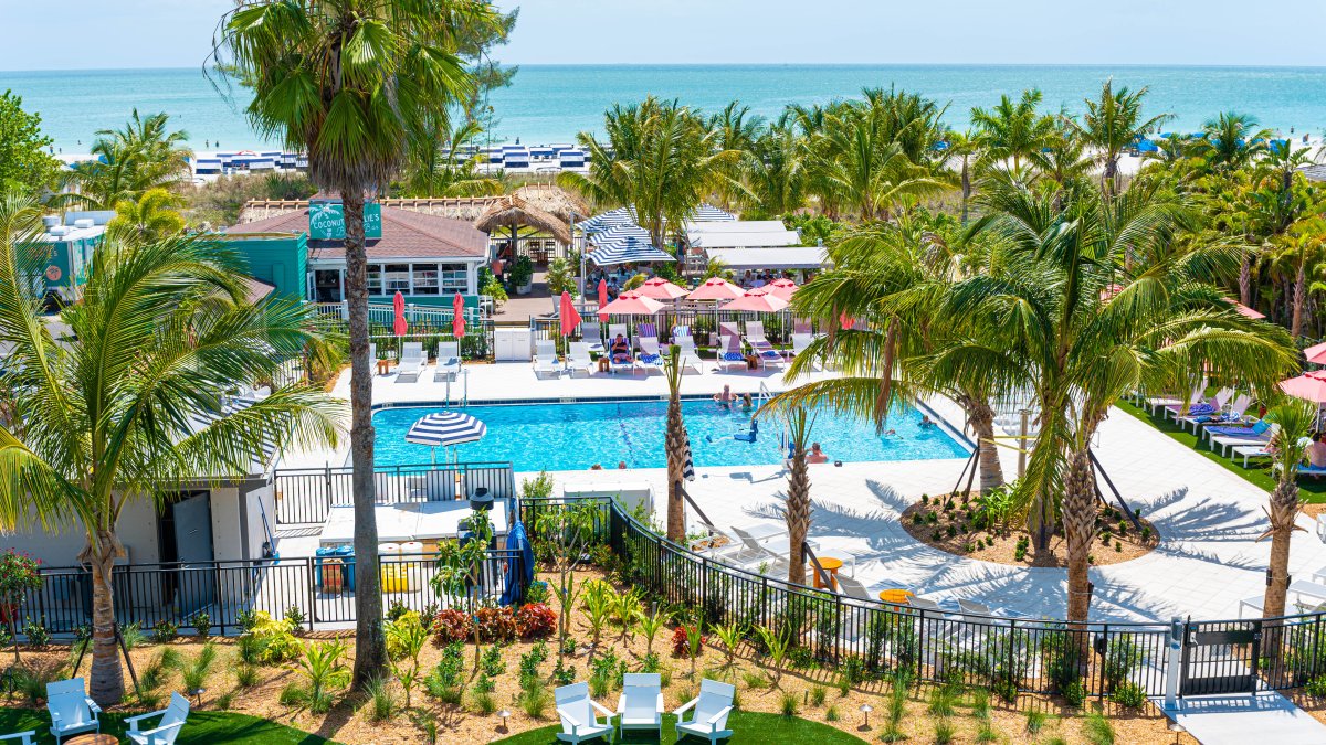 hotel pool