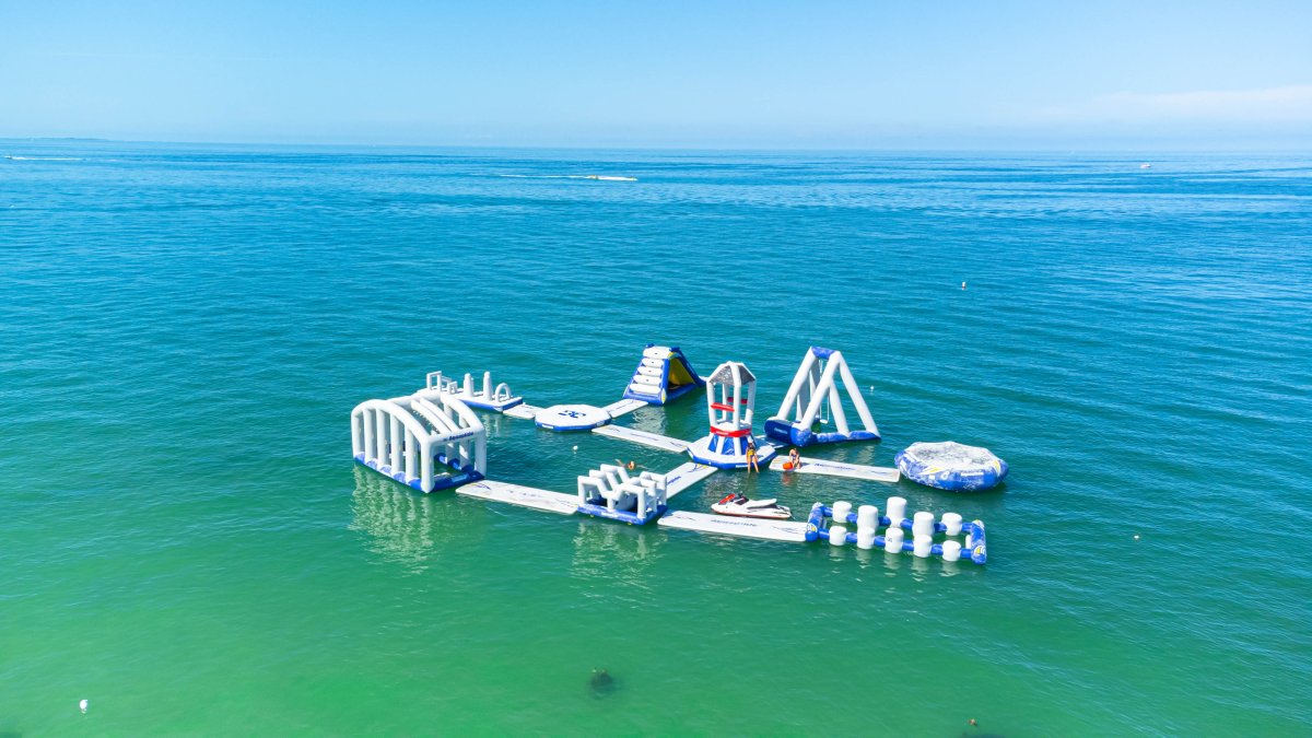 floating water park