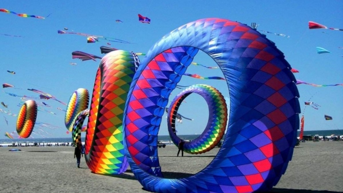 Treasure Island Kite Festival Visit St Petersburg Clearwater Florida