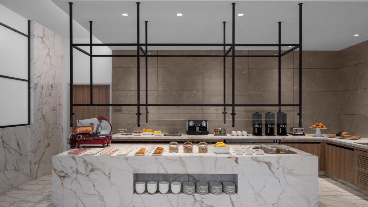 AC Kitchen Breakfast