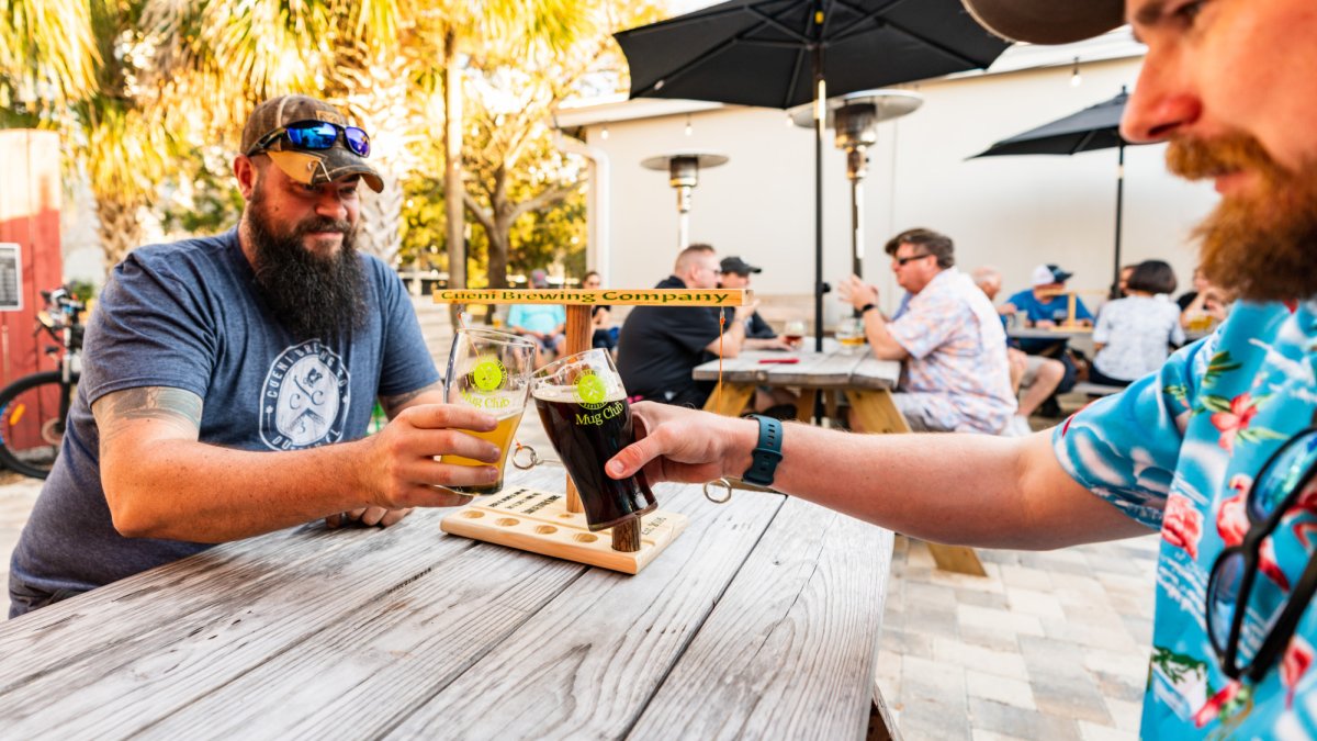 eric n joe cheersing