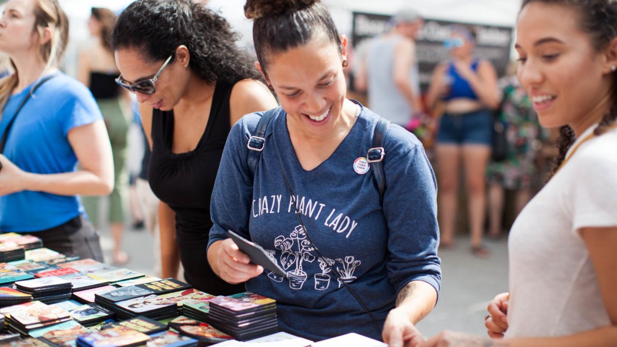 Indie Flea Shoppers