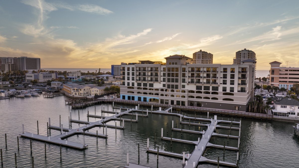 Courtyard by Marriott Clearwater Beach | Visit St Petersburg Clearwater ...