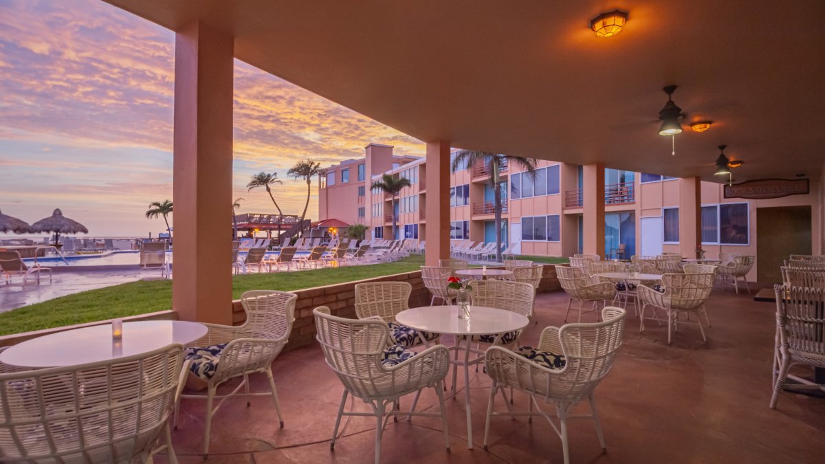 Dolphin Beach Resort_Boca Sands Grille_outdoor terrace