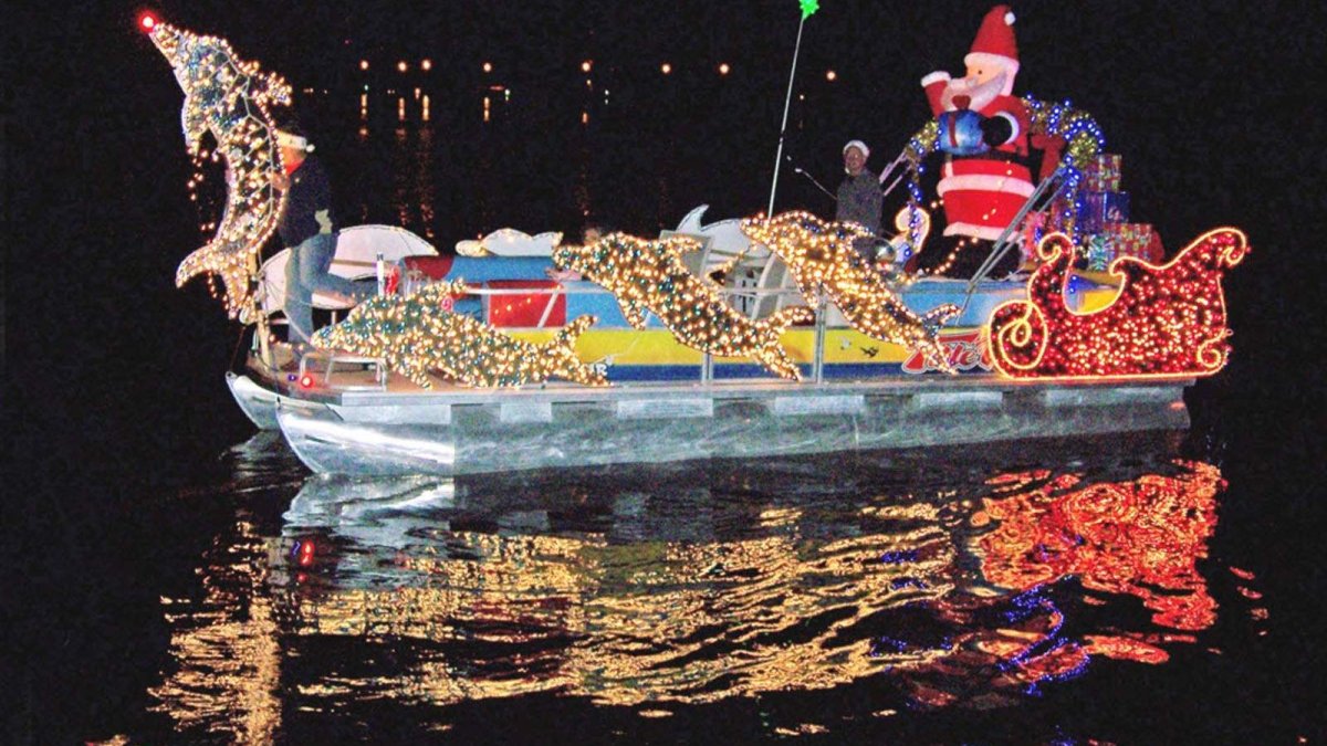 Boca Ciega Yacht Club Holiday Boat Parade Visit St Petersburg