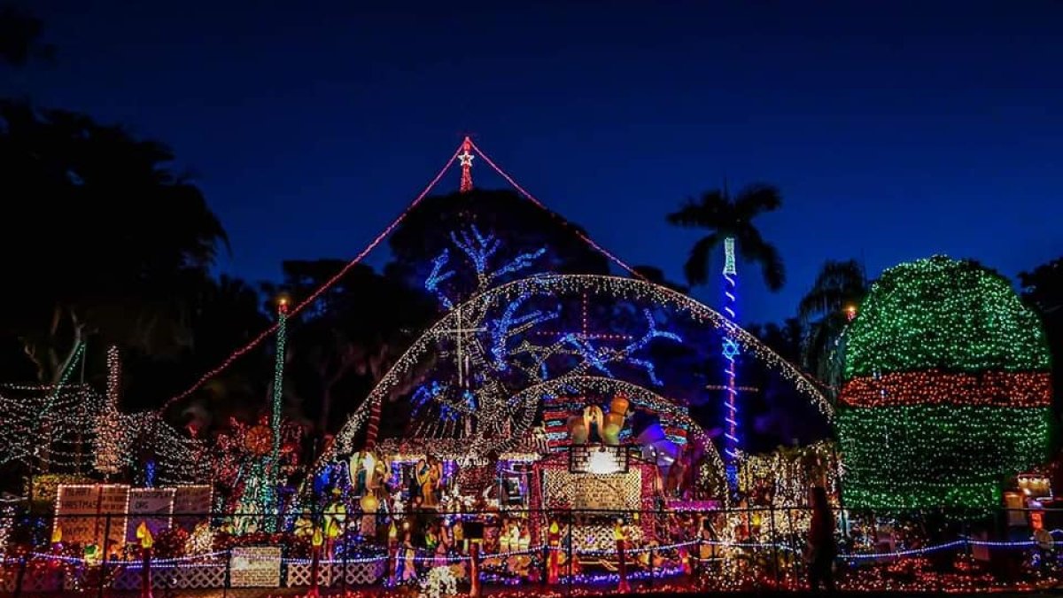 Oakdale Christmas House Light Display Visit St Petersburg Clearwater Florida