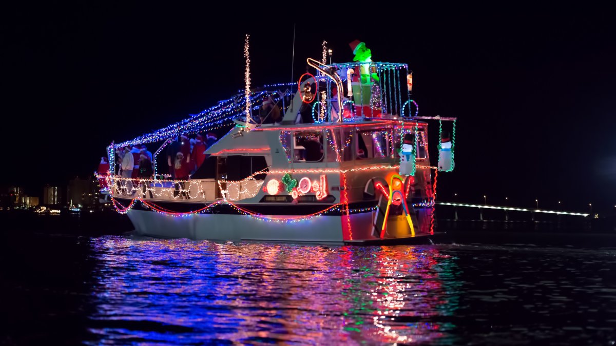 Redington Beach & Indian Shores Holiday Boat Parade Visit St