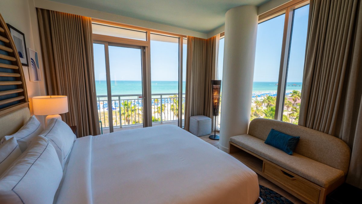 Hiatus Hotel 6
