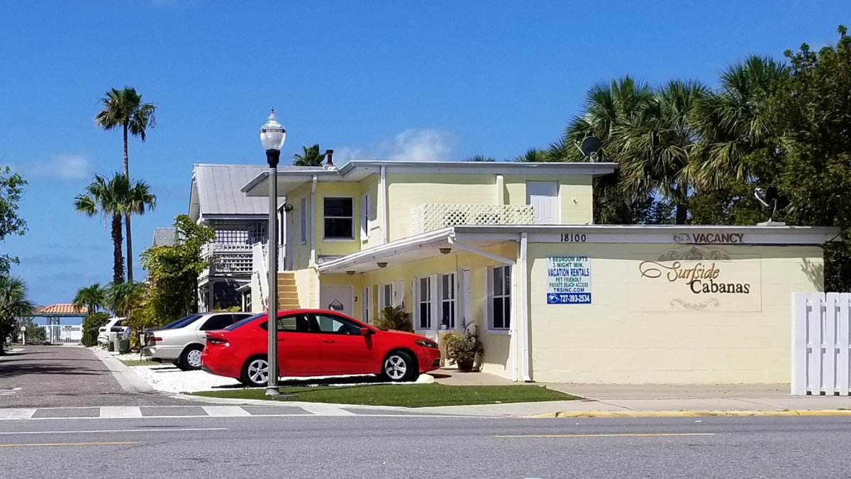 entrance to Surfside Cabanas