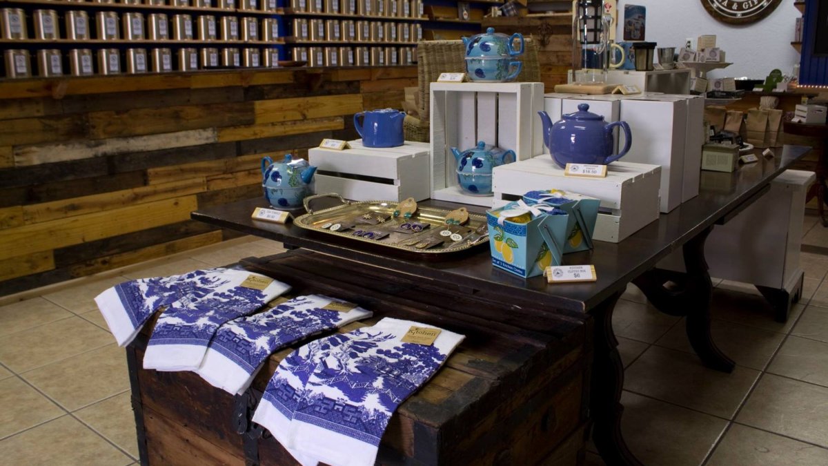 Flying Cloud Tea & Gifts