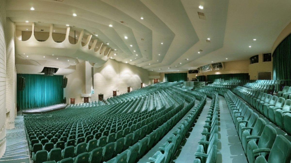 Inside Ruth Eckerd Hall