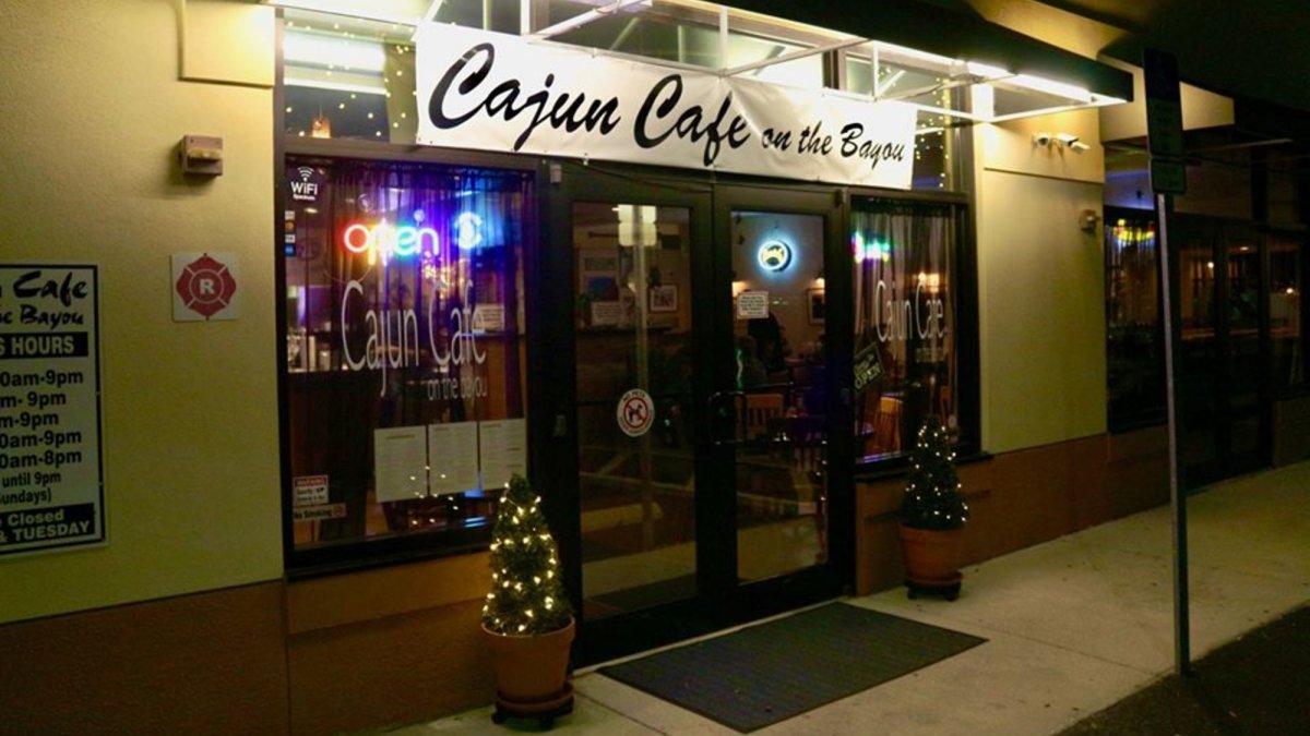 Cajun Cafe on the Bayou