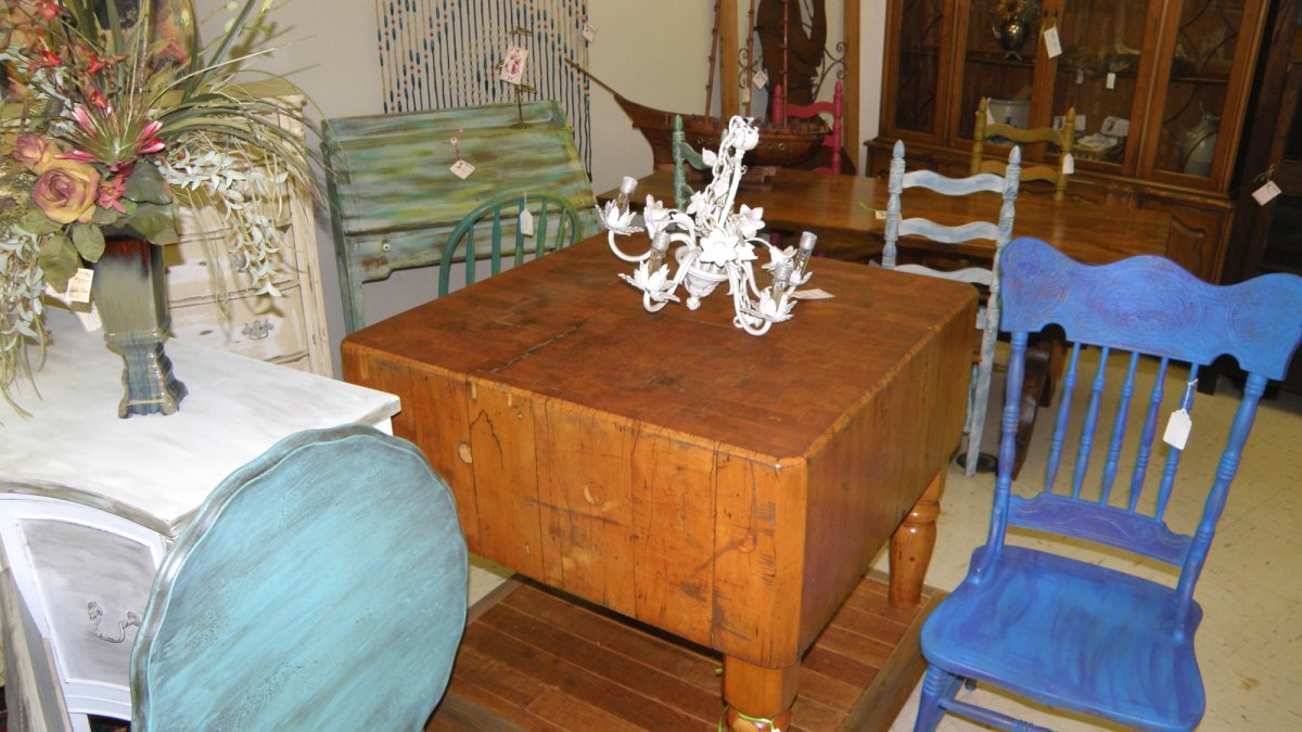 Butcher Block Table Vignette