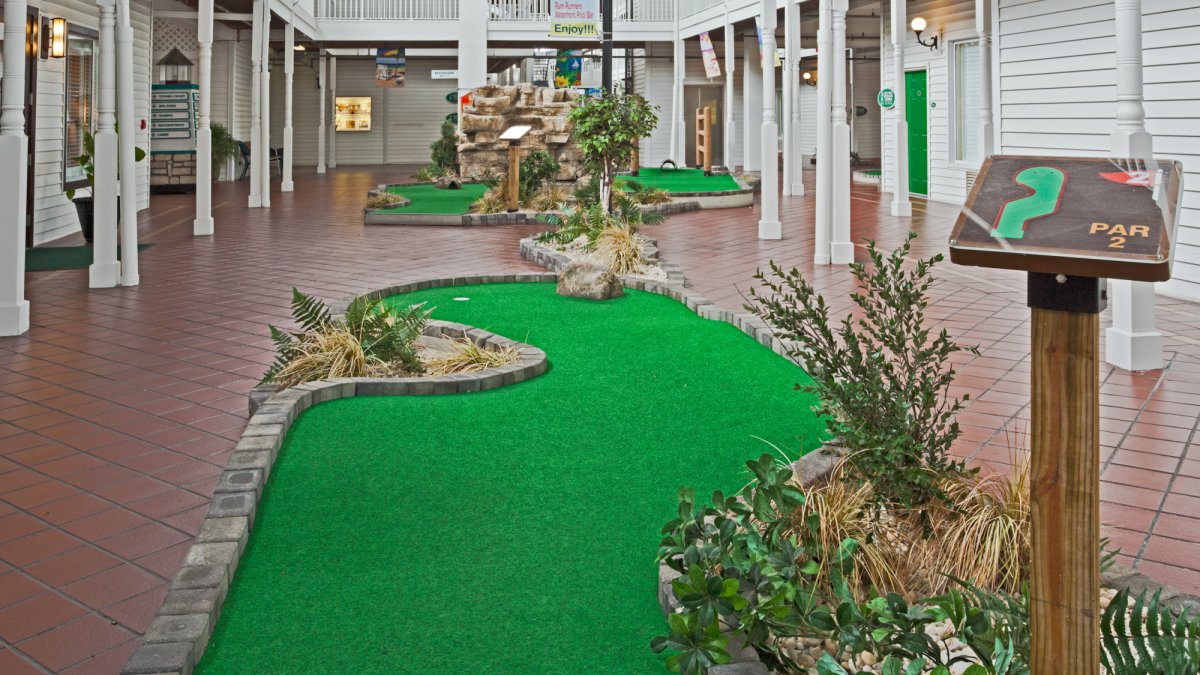 18- Hole Miniature Golf in the Courtyard