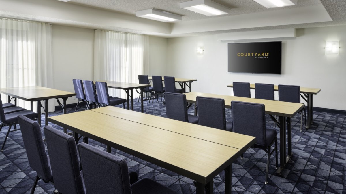 Meeting Room - Classroom Setup