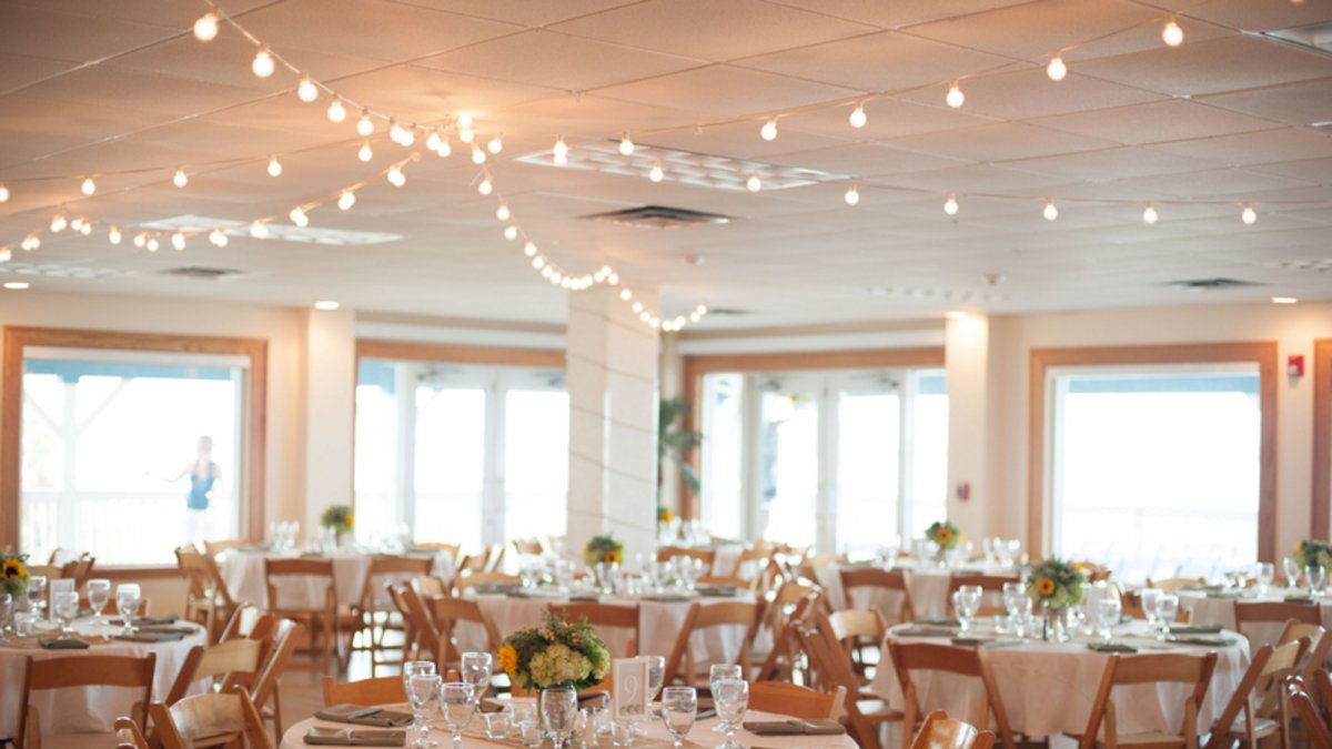 The Bay View Community Room set for a wedding (Photo courtesy of Stephanie A. Smith Photgraphy)