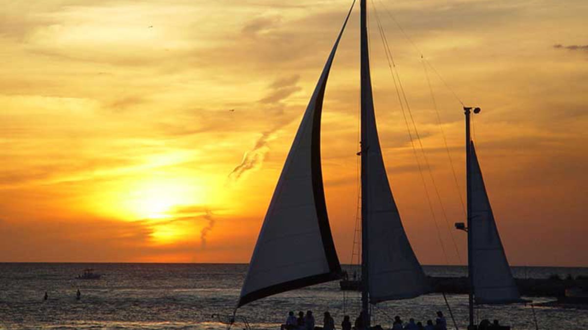 Sunset Sail on board the FANTASEA