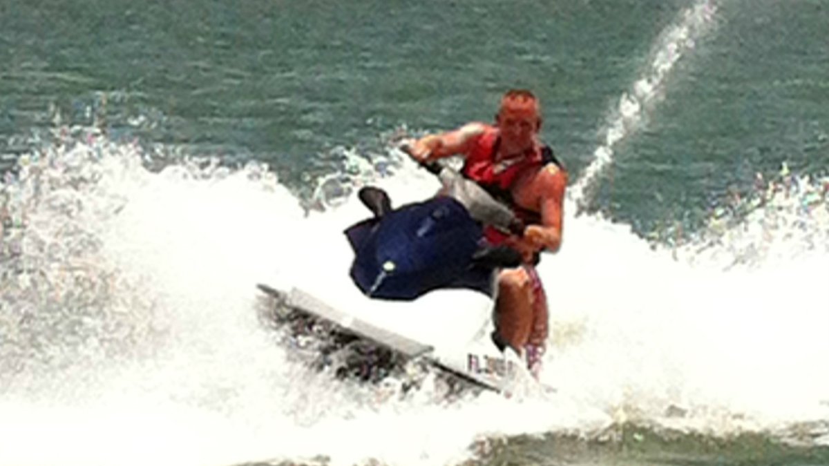 Fin's Jet-Ski Tours and Pontoon Boat Rentals