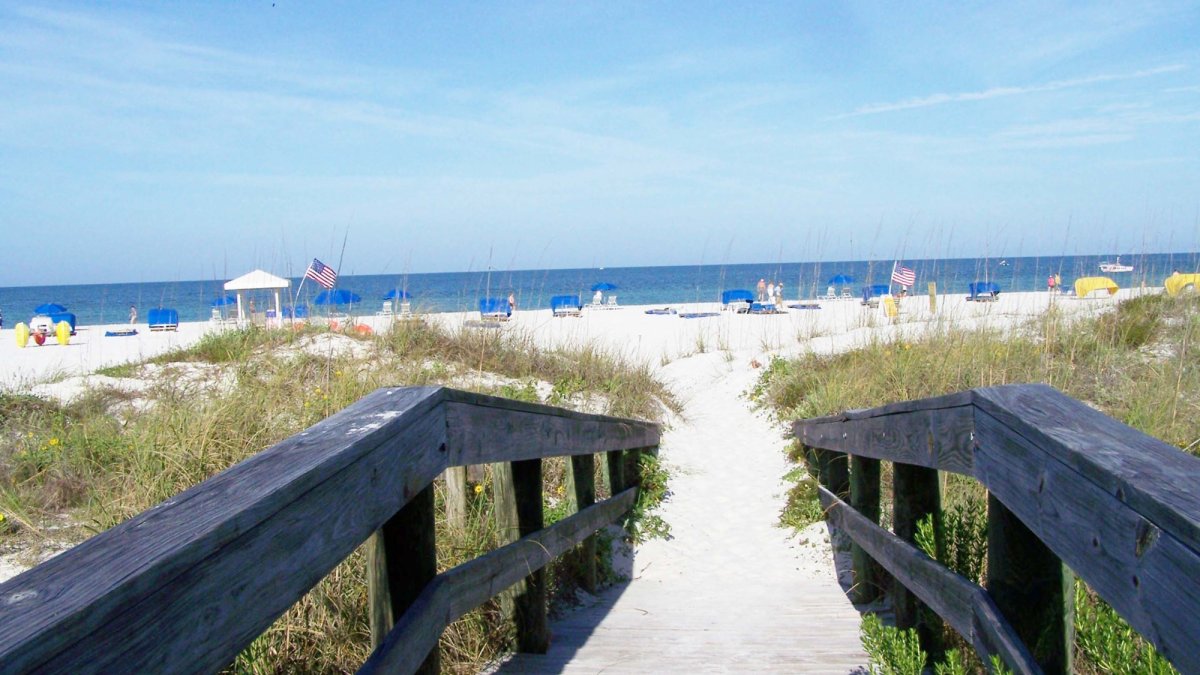 Private Walkway to the Beach