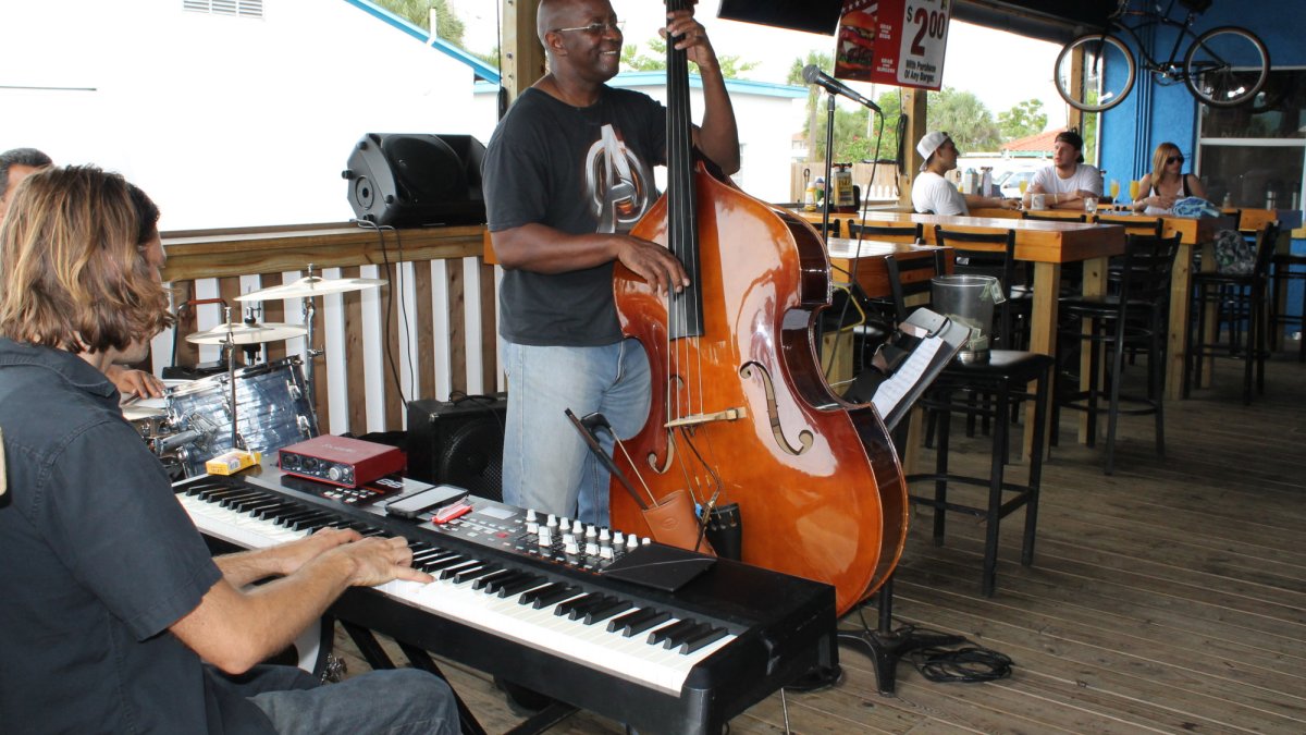 Live Jazz on Sundays