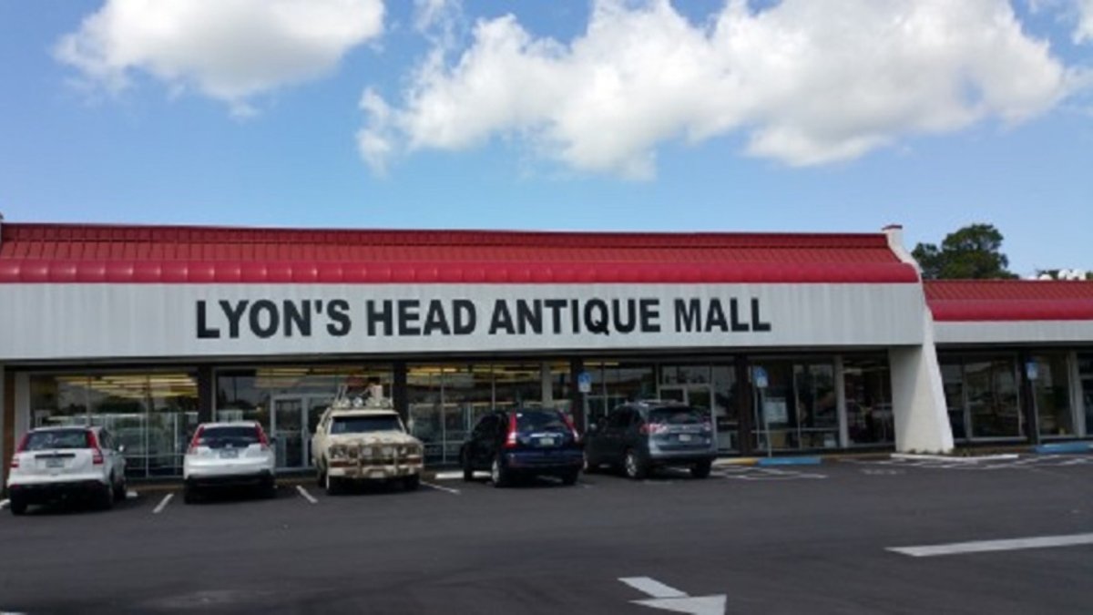 Lyon's Head Antique Center