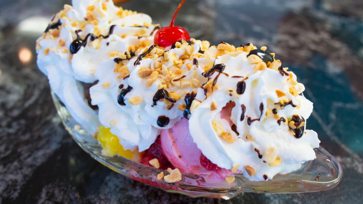 Muzzie's Ice Cream and Sandwiches