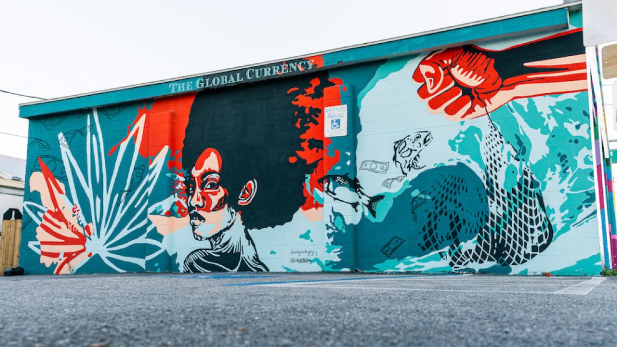 Global Currency, Grand Central District