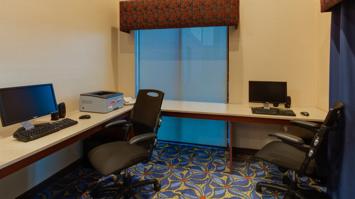 24 Hour business center