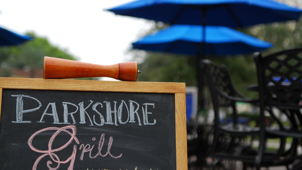 Parkshore Grill